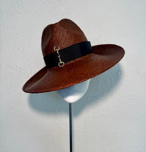 Fedora oxblood and horse bit