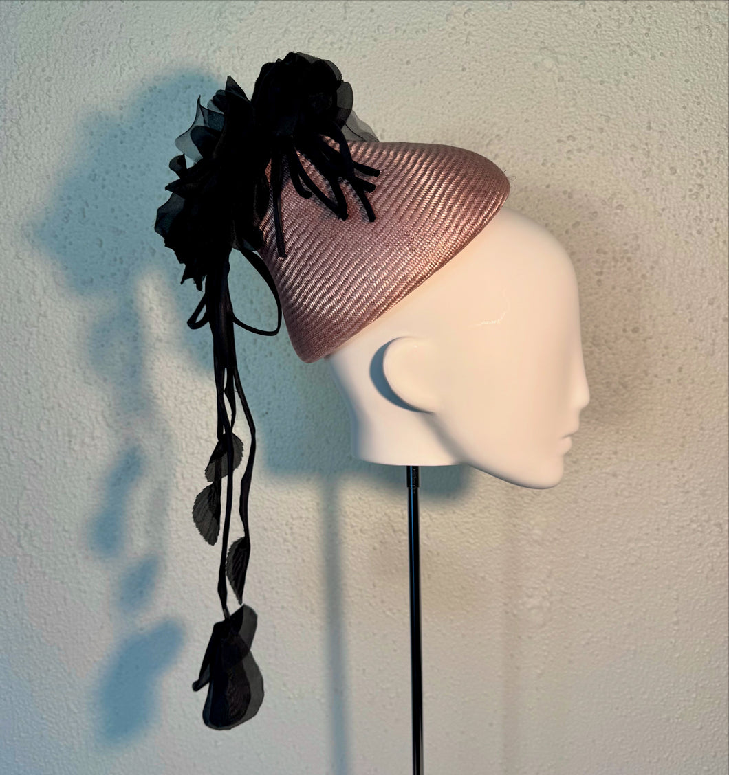 Trailing roses in blush and black