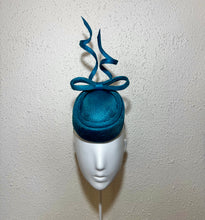 Twisted turquoise