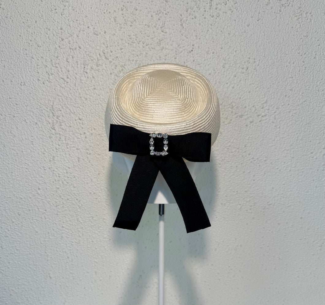 Cream classic pillbox