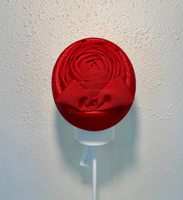 Red ribbon rose pillbox
