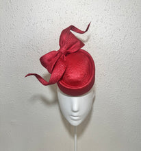 Pork pie coral red and bow