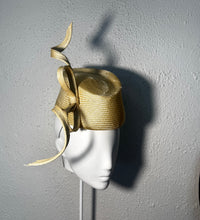 Lemon bow