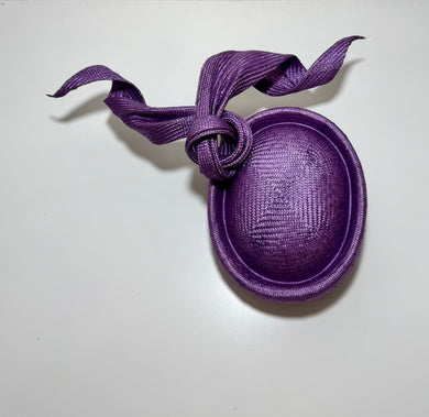 Pork pie knotted and balanced