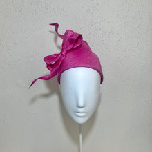 Toque in fuchsia