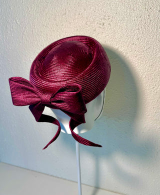 BlackBerry bow pillbox