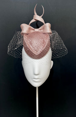 Princess bow hostess