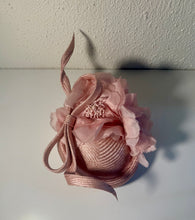Pork pie blush and rose