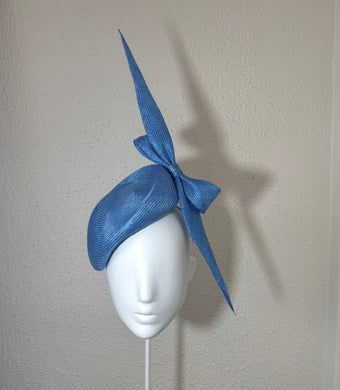 Cornflower sharp beret