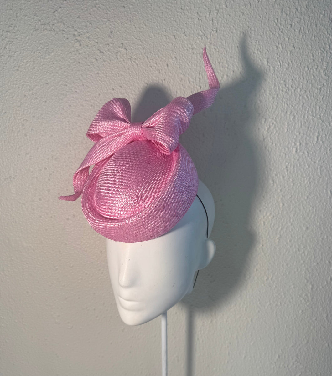 Pork pie - pink and soft bow