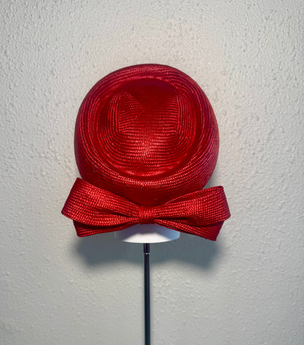 Pillbox vibrant red and flat double bow