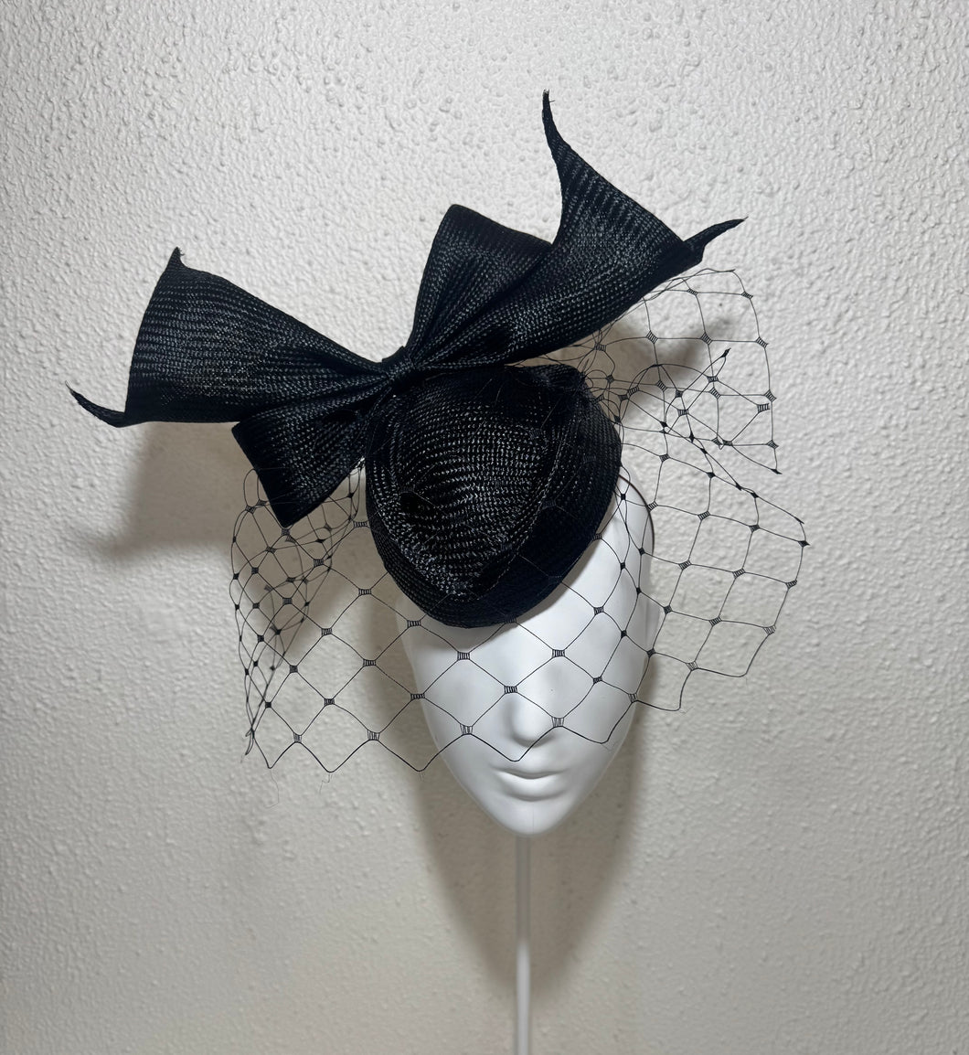 Hostess Noir