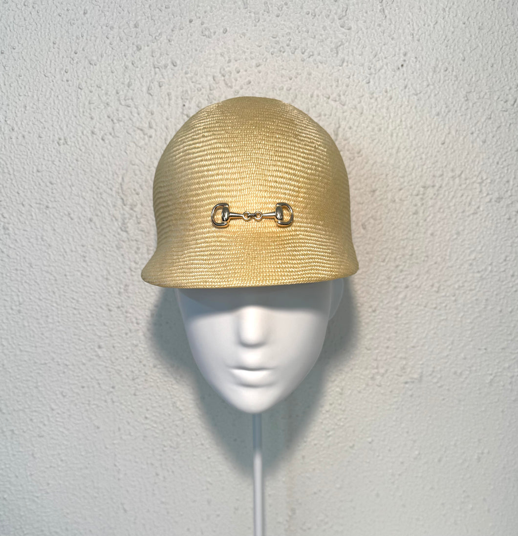 Jockey cap in lemon