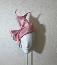 Sharp and soft in pink