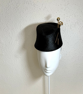 Black wedge and double gold hat pins