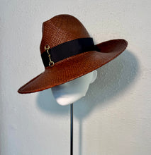 Fedora oxblood and horse bit