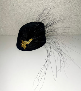 Baroque and feather wedge