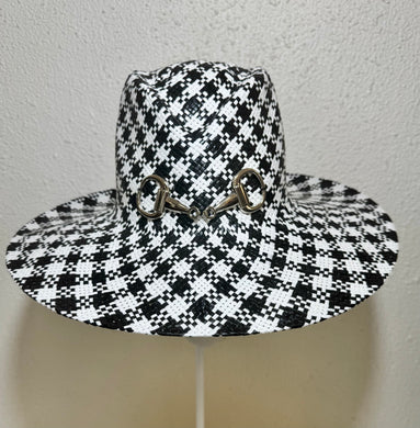 Fedora B&W check