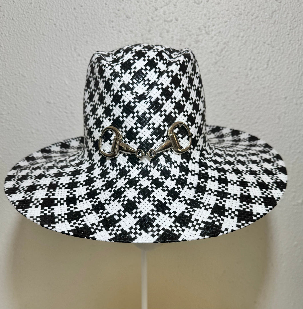 Fedora B&W check