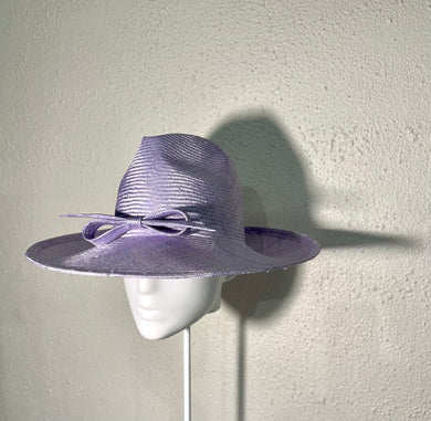 Fedora in lilac