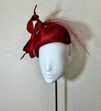 Beret with deco edge bow