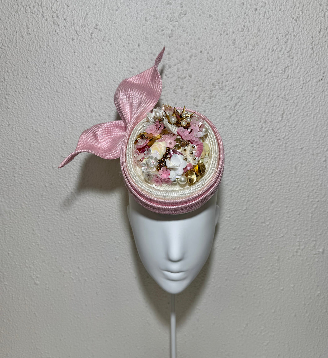 Pork pie - soft pink, cream and gold beadwork