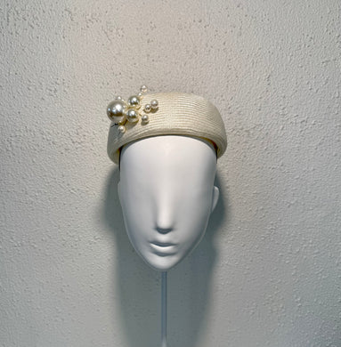 A little pearl cluster pillbox