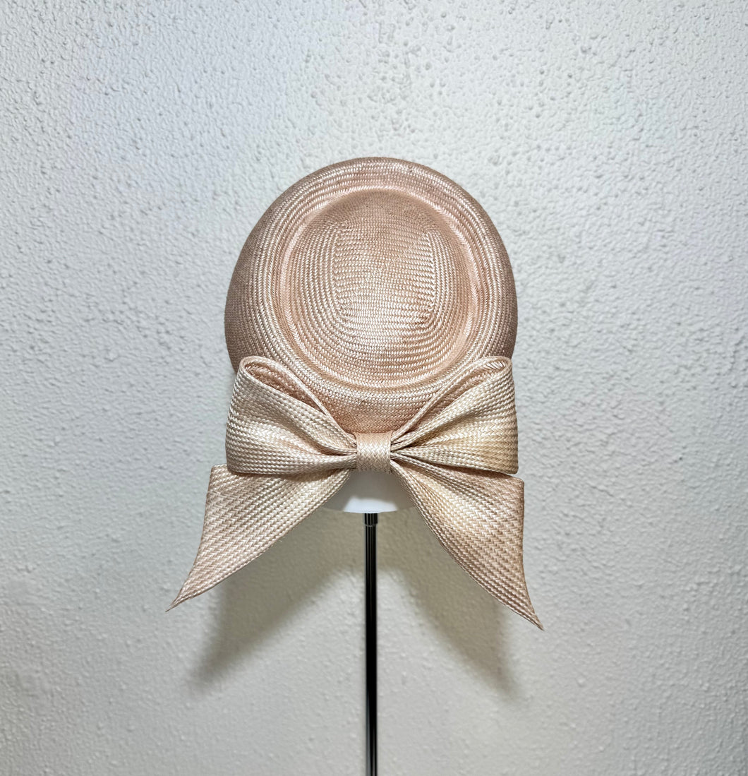 Pillbox in pale peach