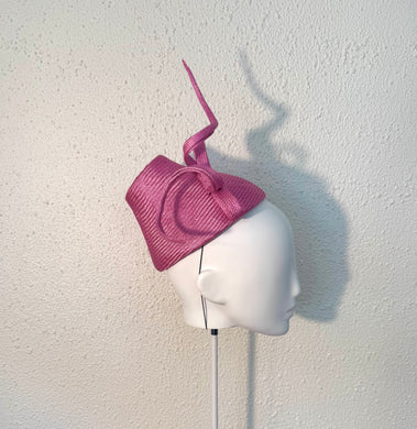 Orchid pink toque