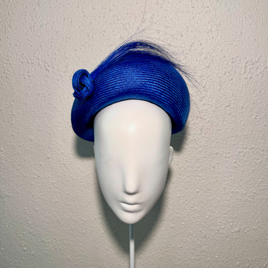 Knotted feather beret