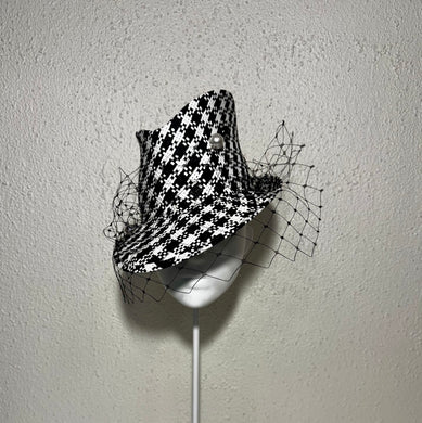 Sharp houndstooth