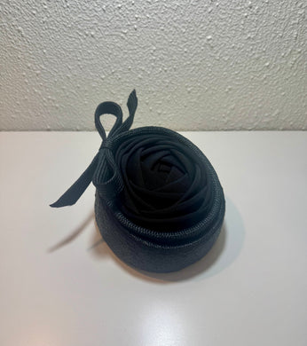 Black pork pie rose