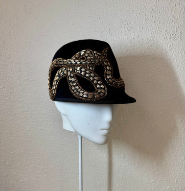 Snake cap