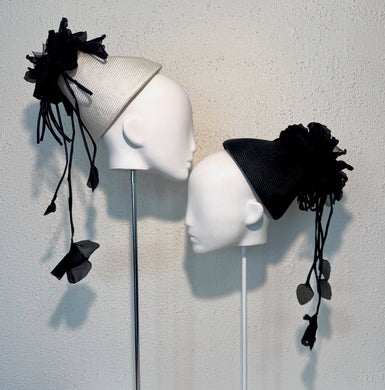 Trailing roses in black