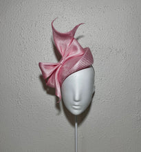 Sharp and soft in pink